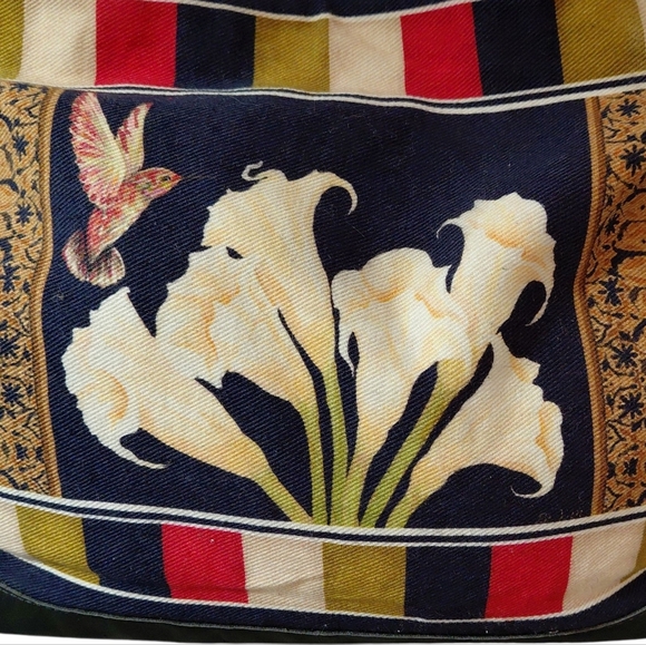 MOO ROO Charleston Black Floral Canvas Bag Tote - Picture 4 of 9